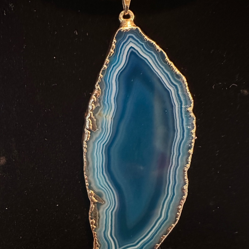 Elegant Blue Brazilian Volcanic Agate Stone Pendant Necklace